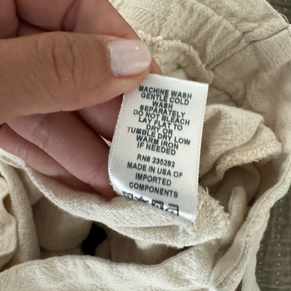 Lacausa Linen Blend Pleated Shorts - Picture 8 of 9